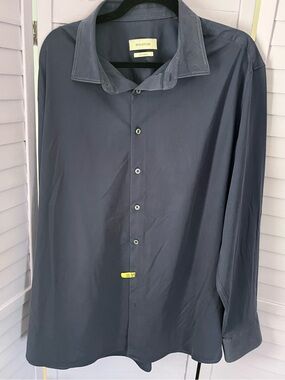 Bugatchi Men’s dark blue Long-Sleeve Button-Down Shirt. Drycleaned 3 way stretch